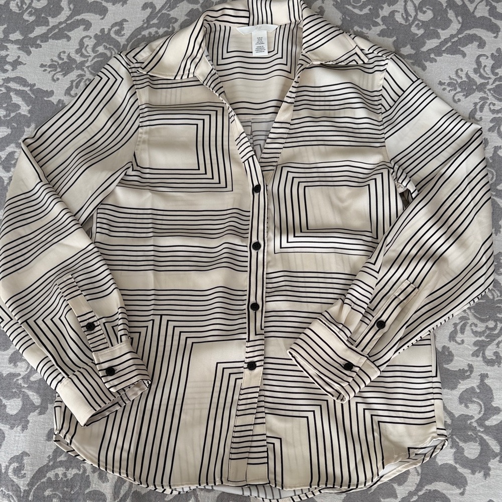 Geometric Patterned Button-Up Shirt
